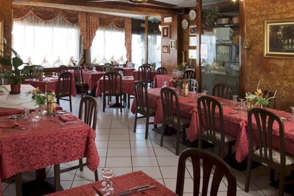 Lago Maggiore Lesa Εξωτερικό φωτογραφία