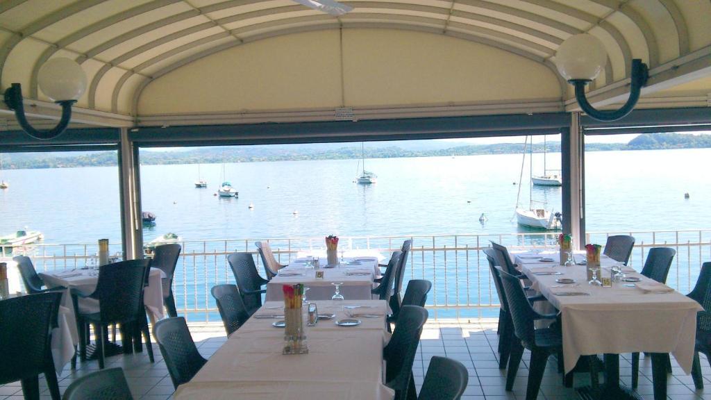 Lago Maggiore Lesa Εξωτερικό φωτογραφία